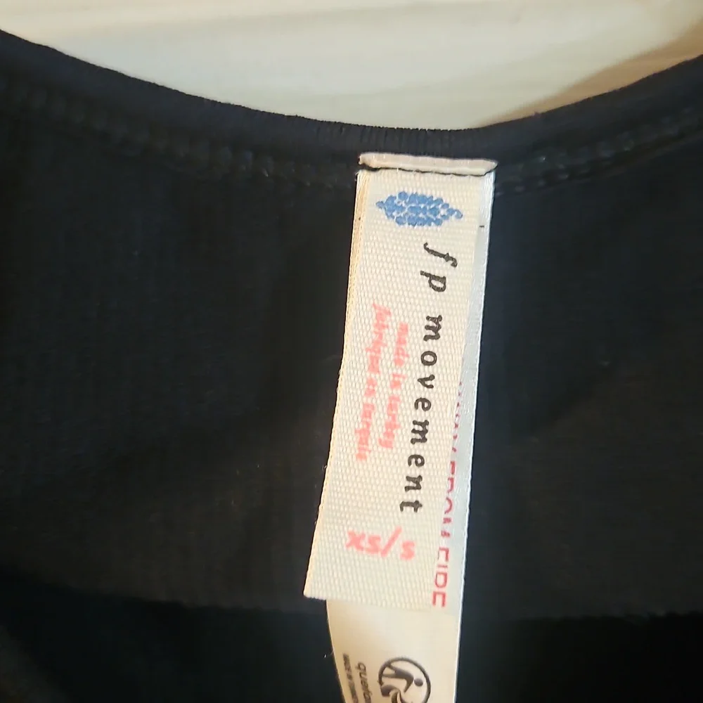 FP Movement (FREE PEOPLE) Bail Out Long Sleeve Layer: BLACK: NEW WITH TAGS: XS/S - Picture 2 of 6